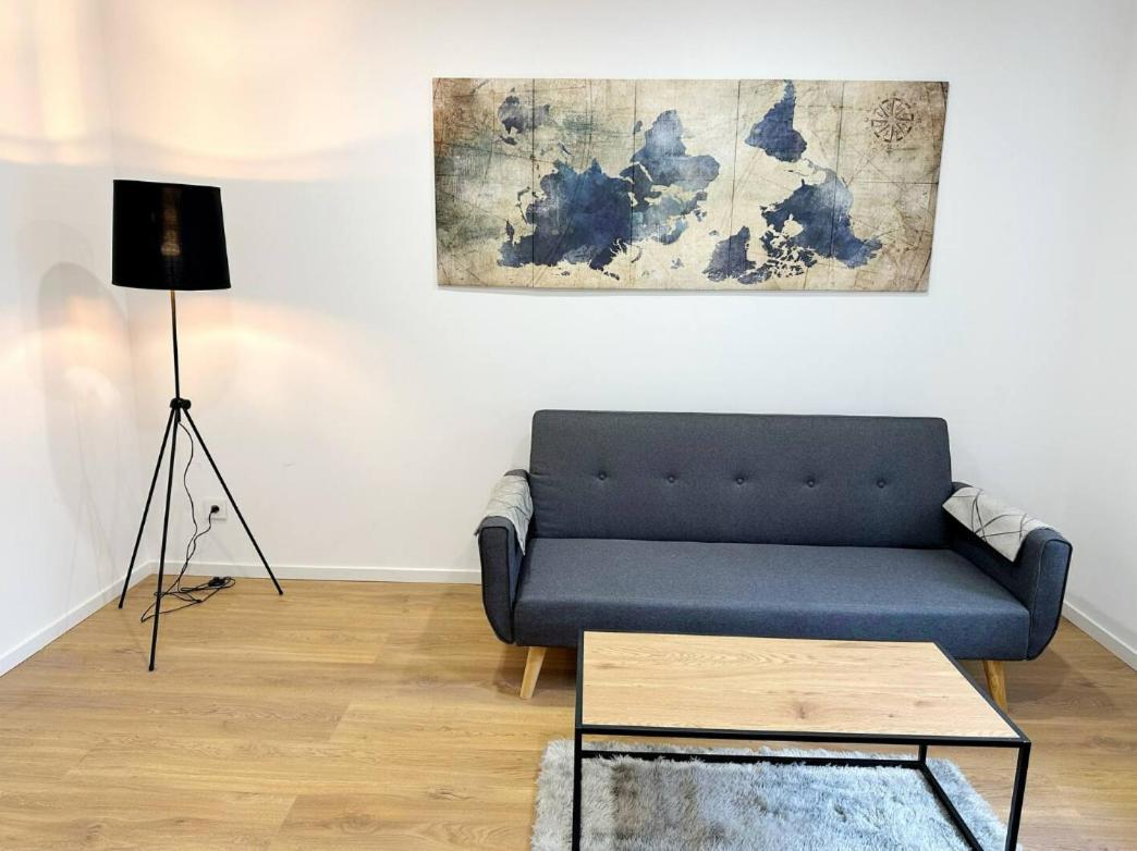 Rs-0 - Appartement F2 Au Rdc A Mulhouse Pour 1-3 Pers ภายนอก รูปภาพ
